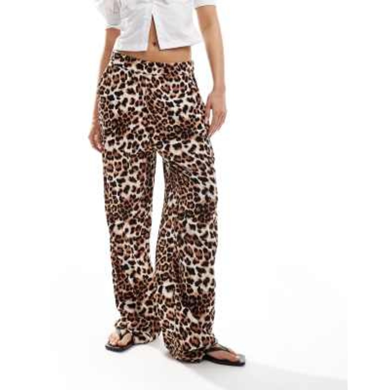 Vero Moda wide leg pants in leopard print