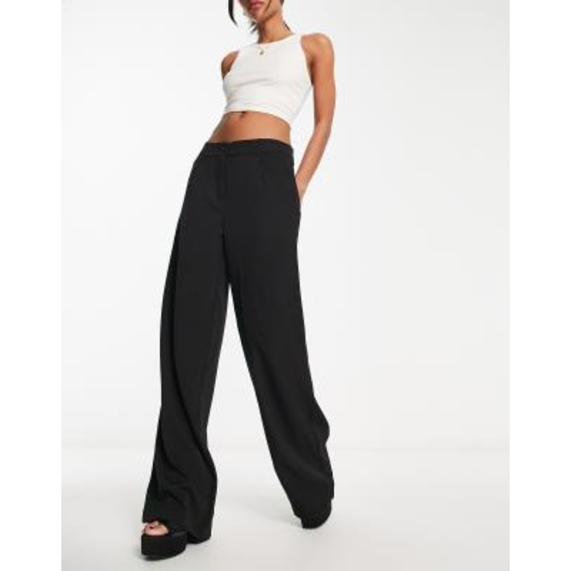 Vero Moda tailored stand alone dad pants with pleat front in black