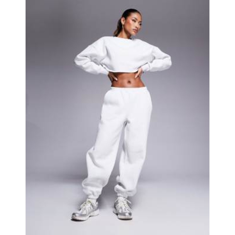 Wanderdoll Everyday heavy weight fleece back cuffed sweatpants in light gray – part of a set