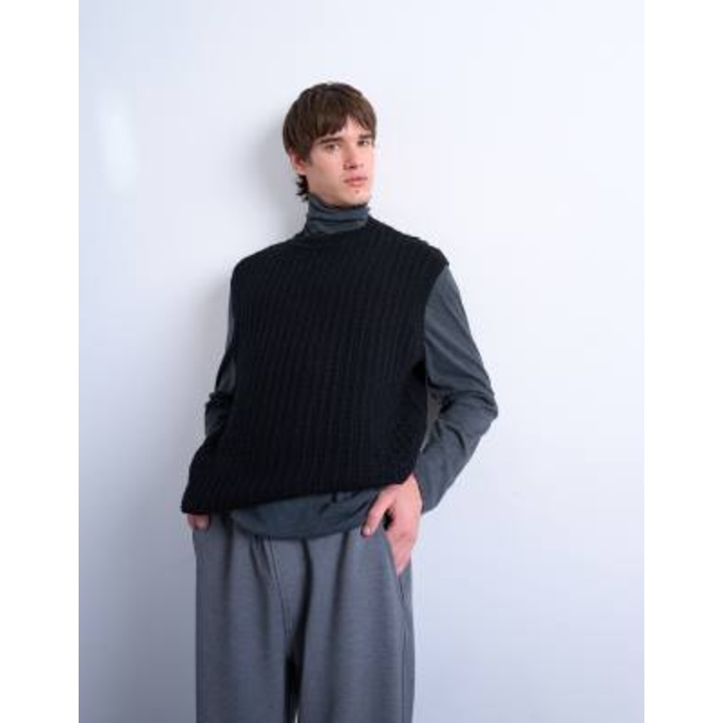 Topman relaxed fit cable knit tank top in black