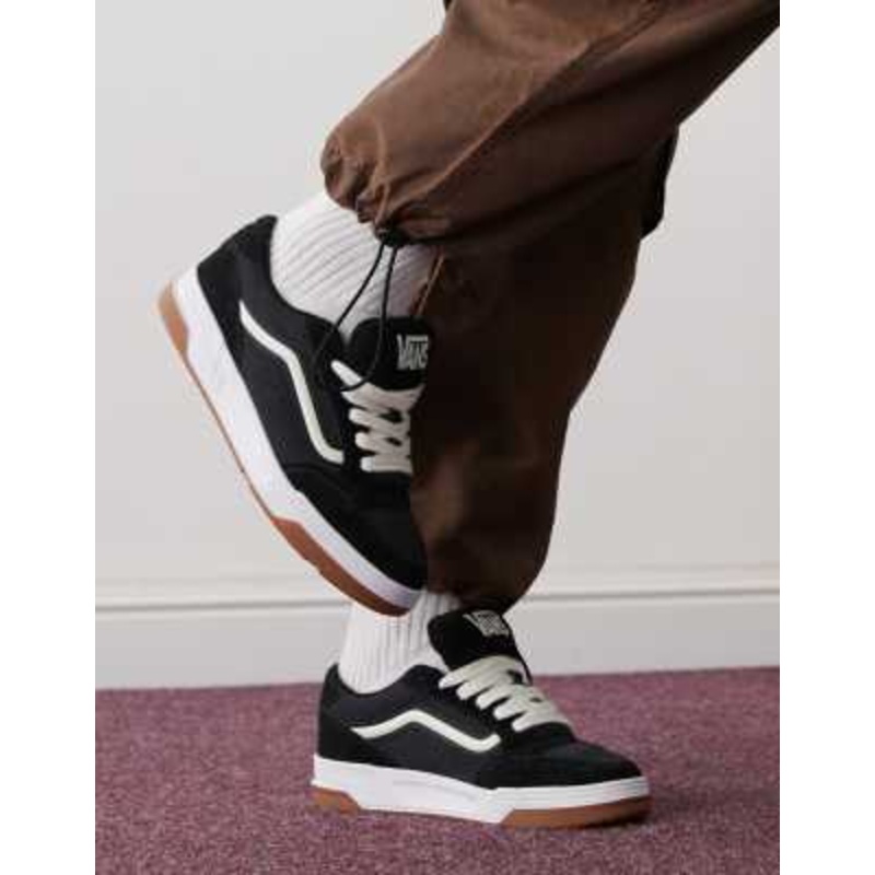 Vans Hylane sneakers in nineties black