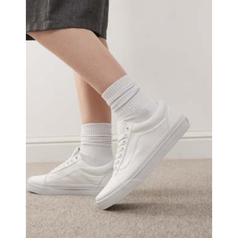 Vans Old Skool sneakers in white