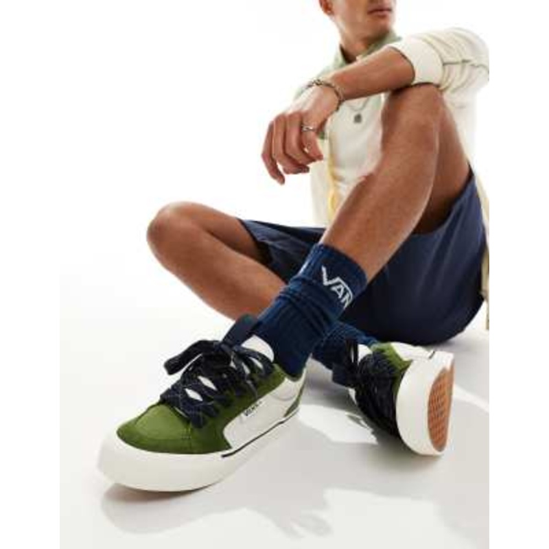 Vans Chukka Push sneakers in green and cream