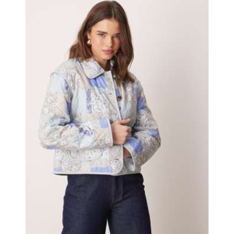 YAS quilted jacket in blue vintage pattern