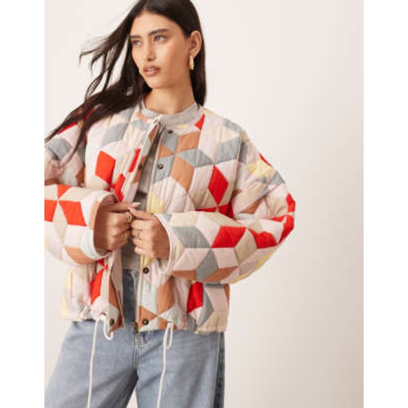 ARRANGE quilted bomber jacket in washed patchwork print