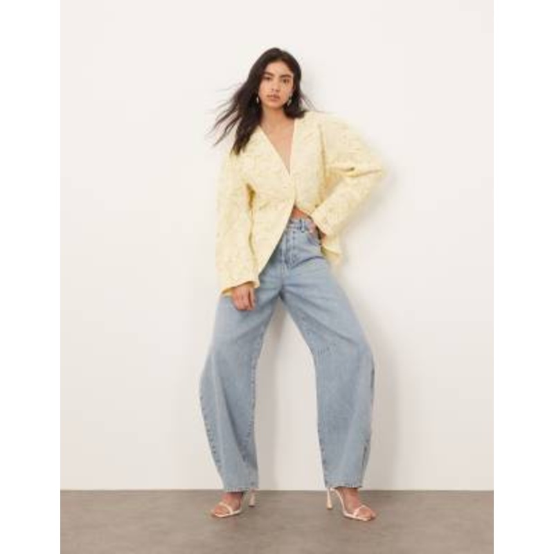 ARRANGE lace domed shoulder cinch waist jacket in buttermilk