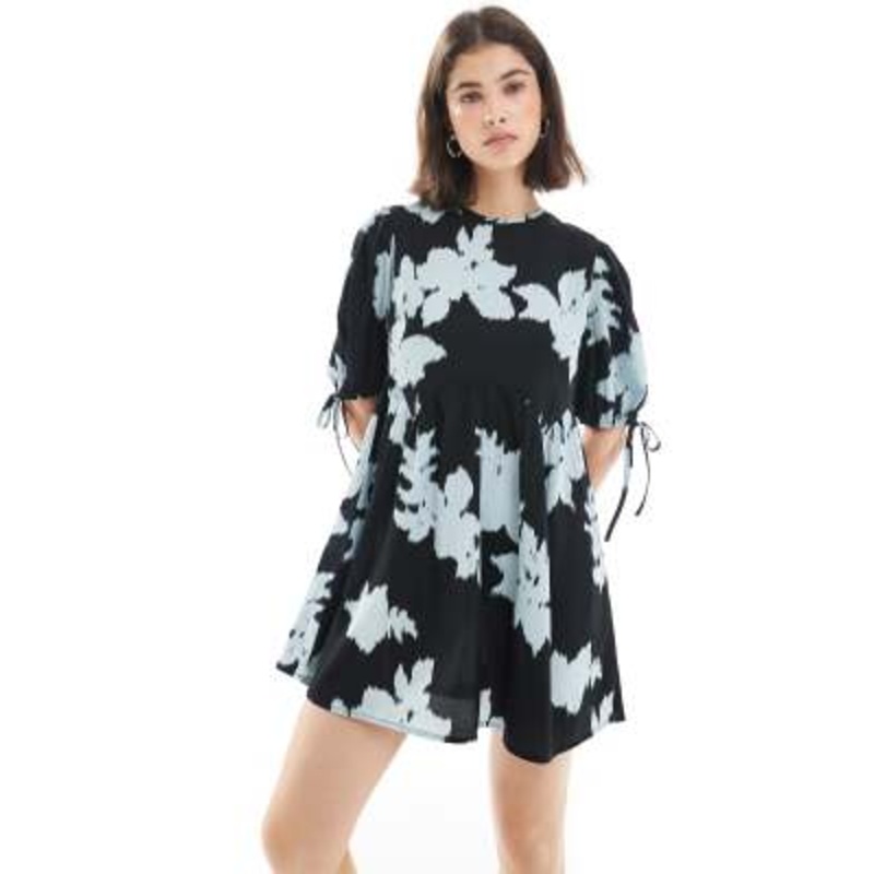 Wednesday’s Girl mini smock abstract dress in blue foral