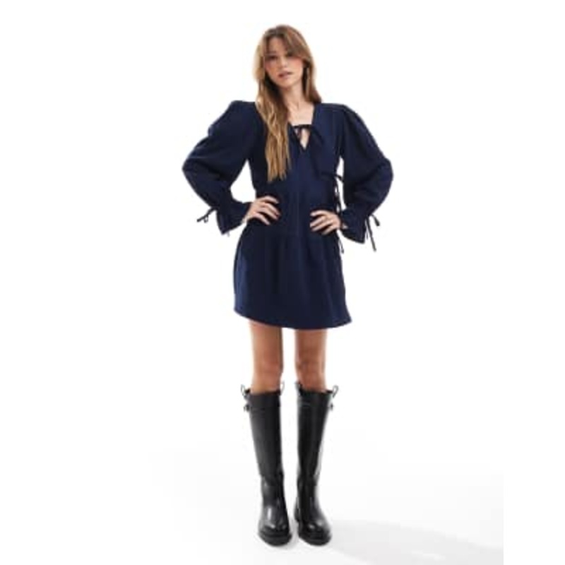 Wednesday’s Girl tie-detail textured mini smock dress in navy