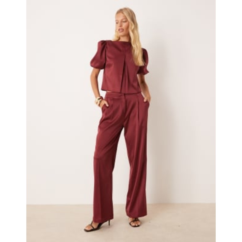 Pretty Lavish satin set in burgundy