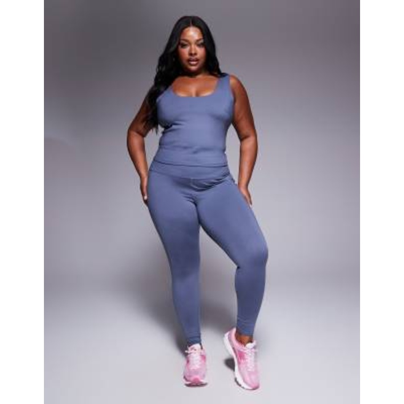 4505 Curve performance set in cornflower blue