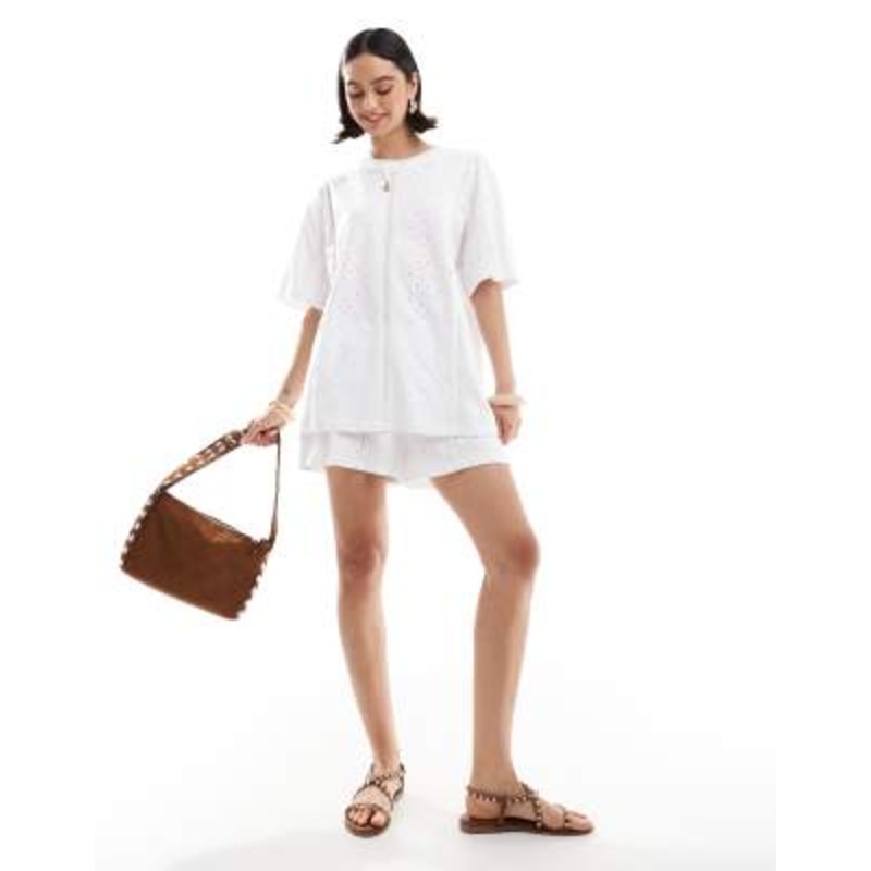 DESIGN broderie with lace trim inserts in white