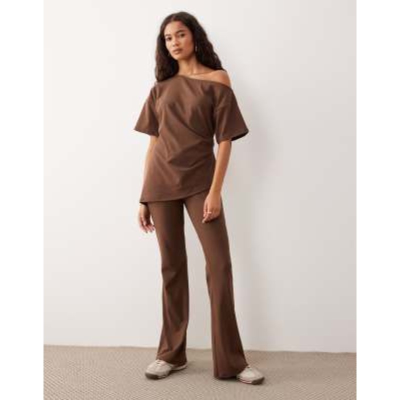 DESIGN brushed fine rib set in chocolate