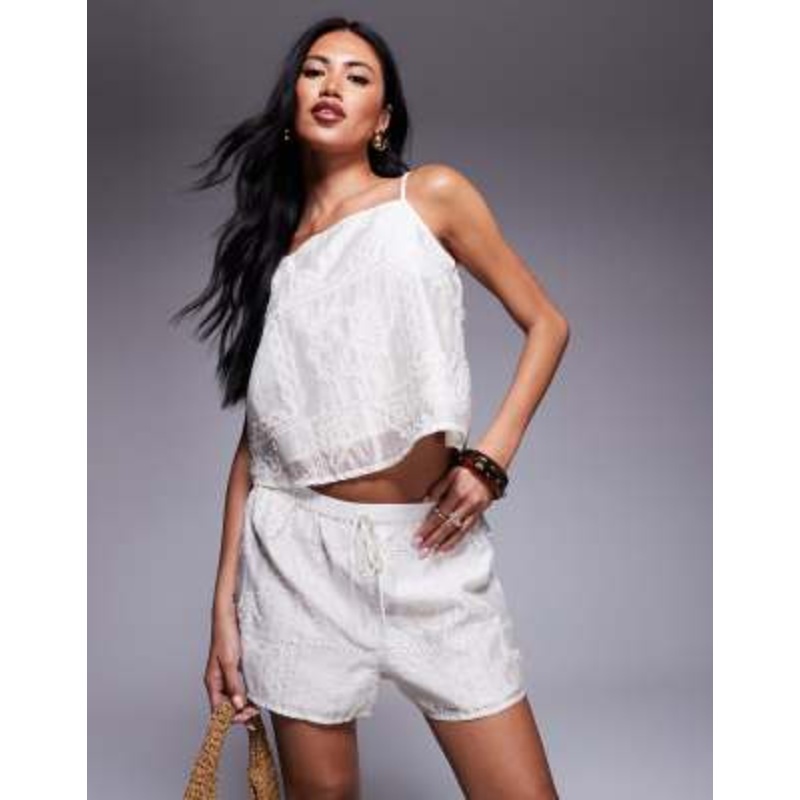 River Island handkerchief textured set in cream