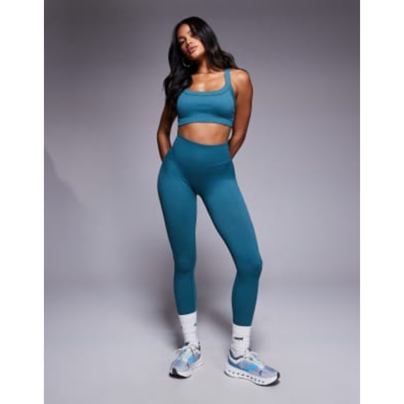 4505 seamless sculpting performance set in seafoam green