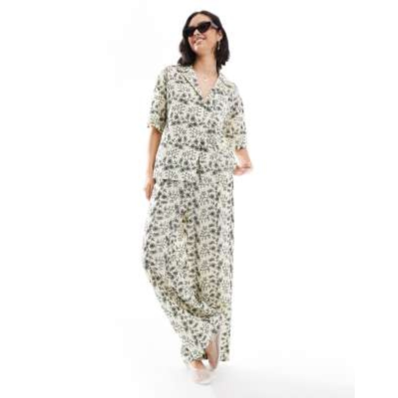 DESIGN contrast eyelet shirt – part of a set