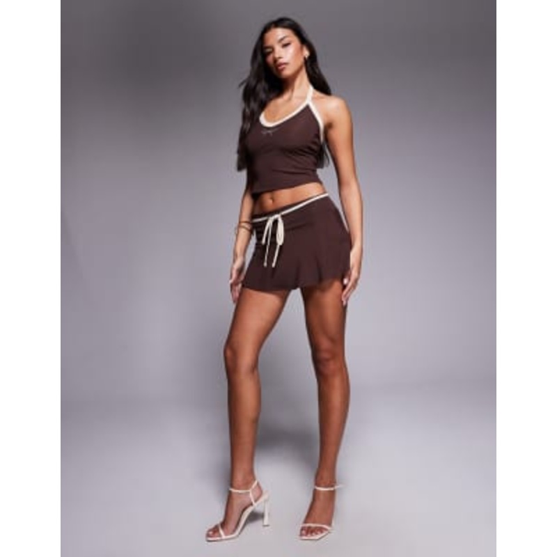Tiger Mist Alysia contrast trim open back bow detail top and contrast tie mini skort set in brown and cream