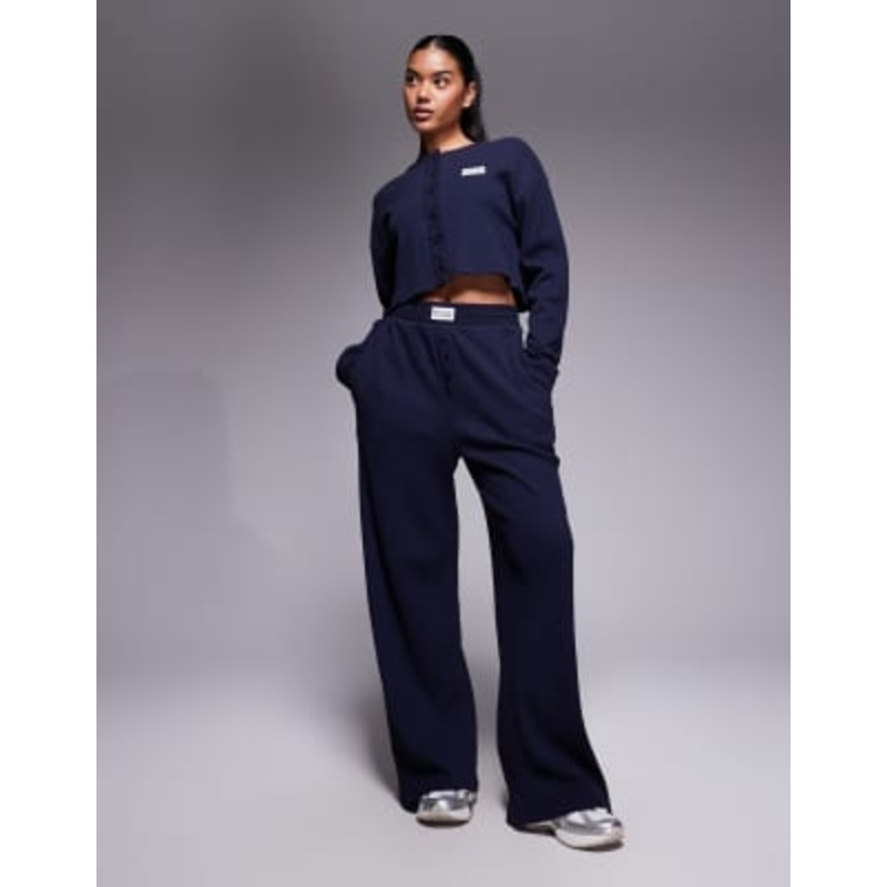 Weekend Collective waffle set with nylon in navy