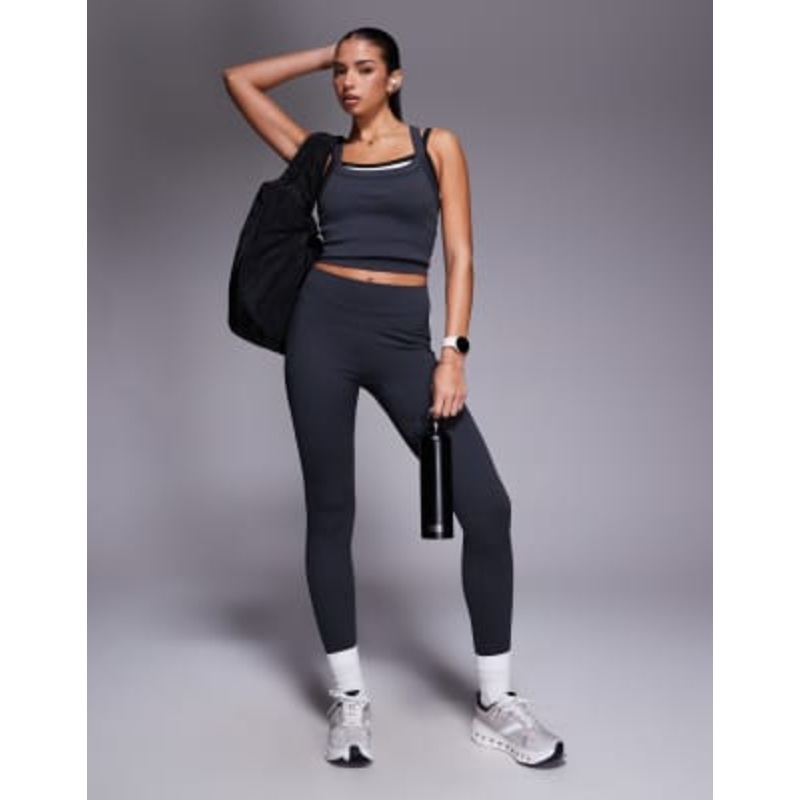 4505 seamless sculpting set in flint gray