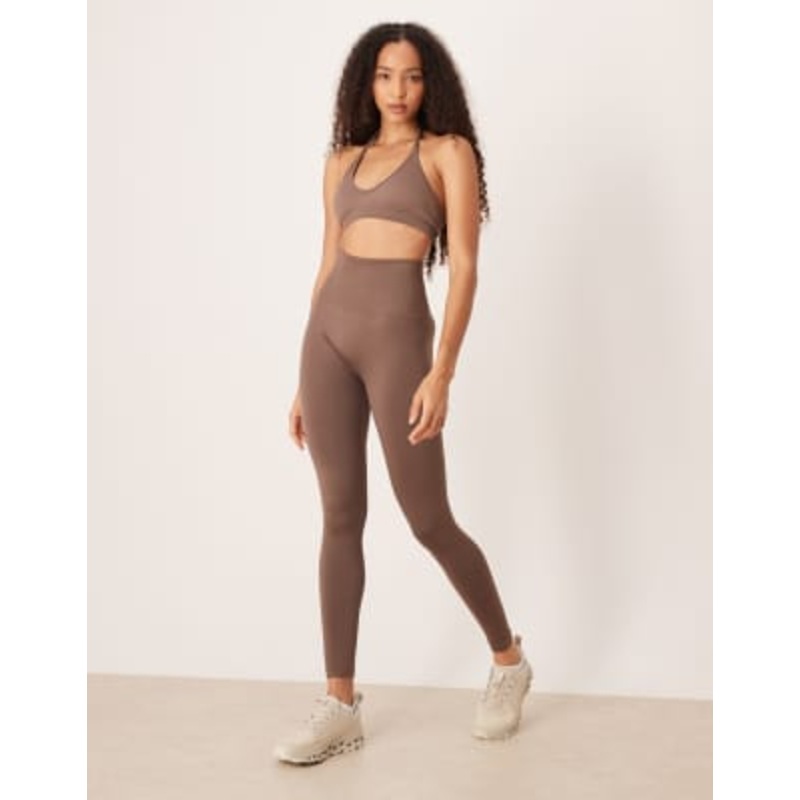 4505 seamless set in taupe