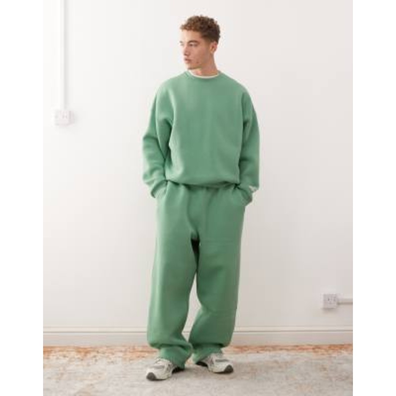 COLLUSION heavyweight set in green