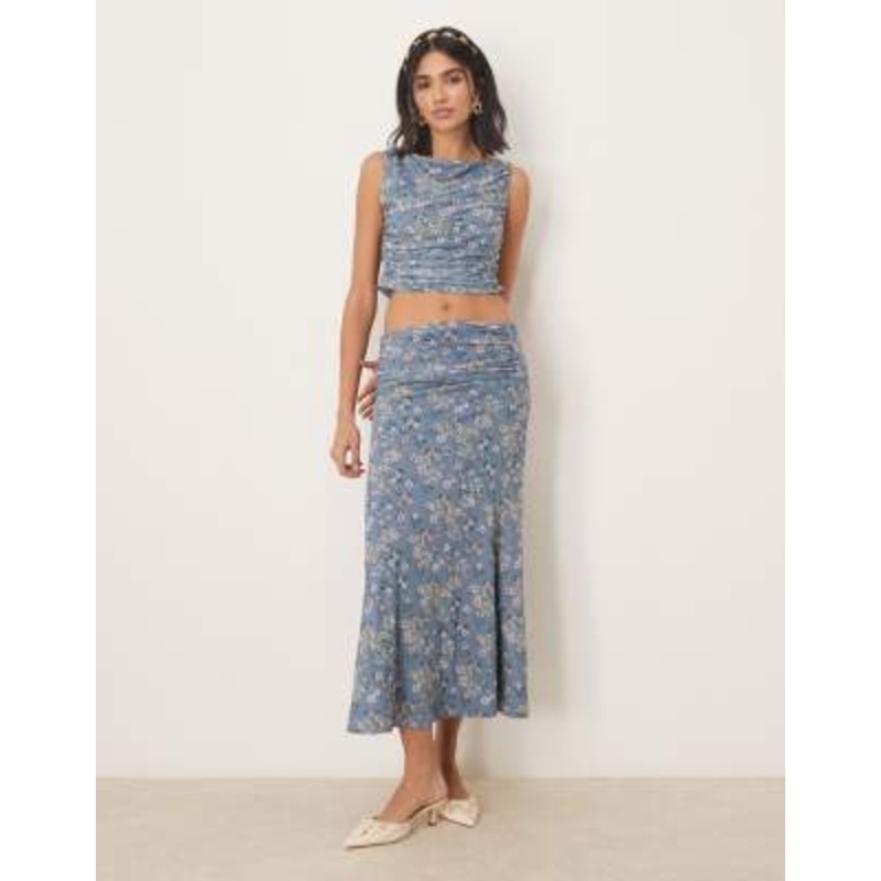 DESIGN blue floral set