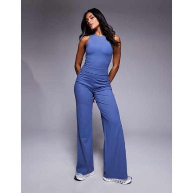 4505 Icon soft touch performance set in china blue