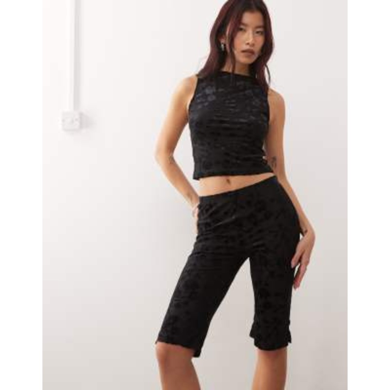 Reclaimed Vintage devore set in black