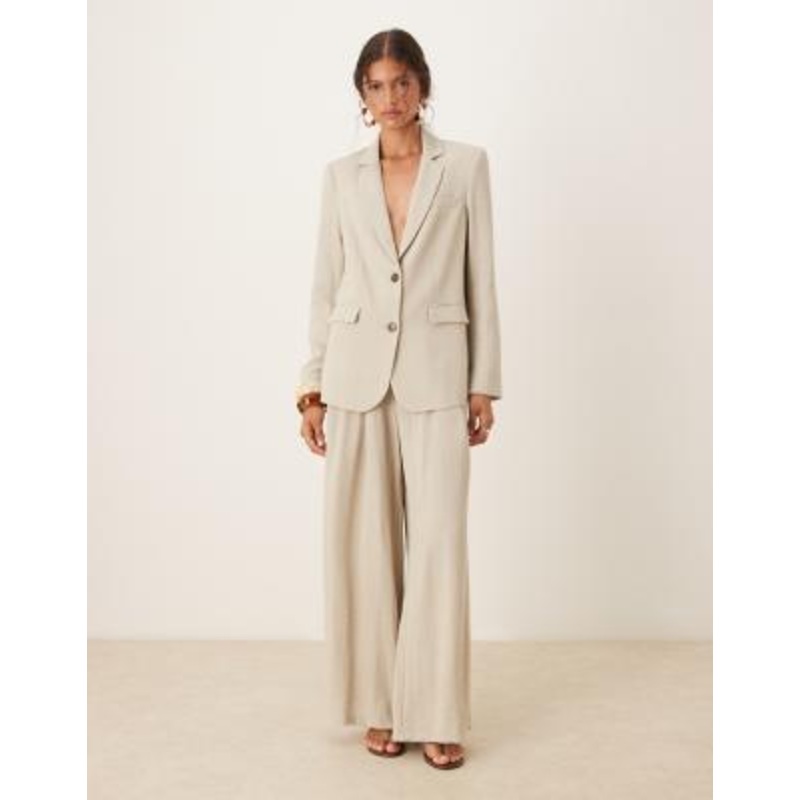 AWARE mix & match premium tailoring set in stone