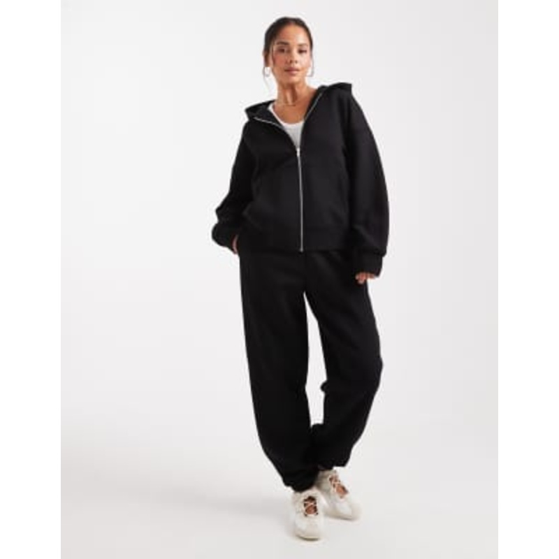 Design brushback set in black