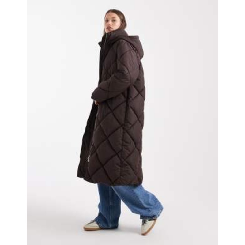 Miss Selfridge quilted hooded maxi puffer coat in chocolate