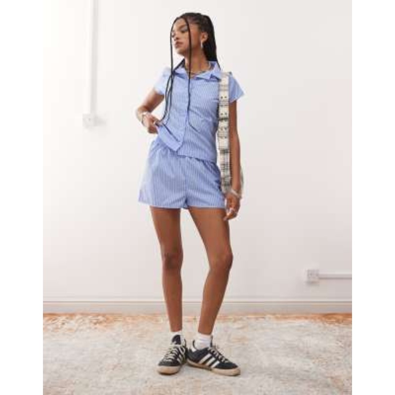 Reclaimed Vintage set in blue check