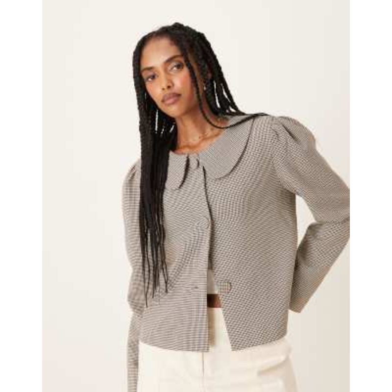 Glamorous crop smock pea style coat in brown dogtooth