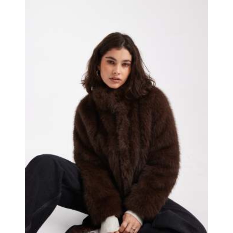 Vero Moda super soft faux fur short coat in chocolate