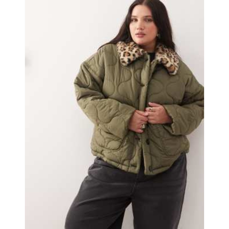 Noisy May Curve faux fur leopard collar detail quilted coat in khaki