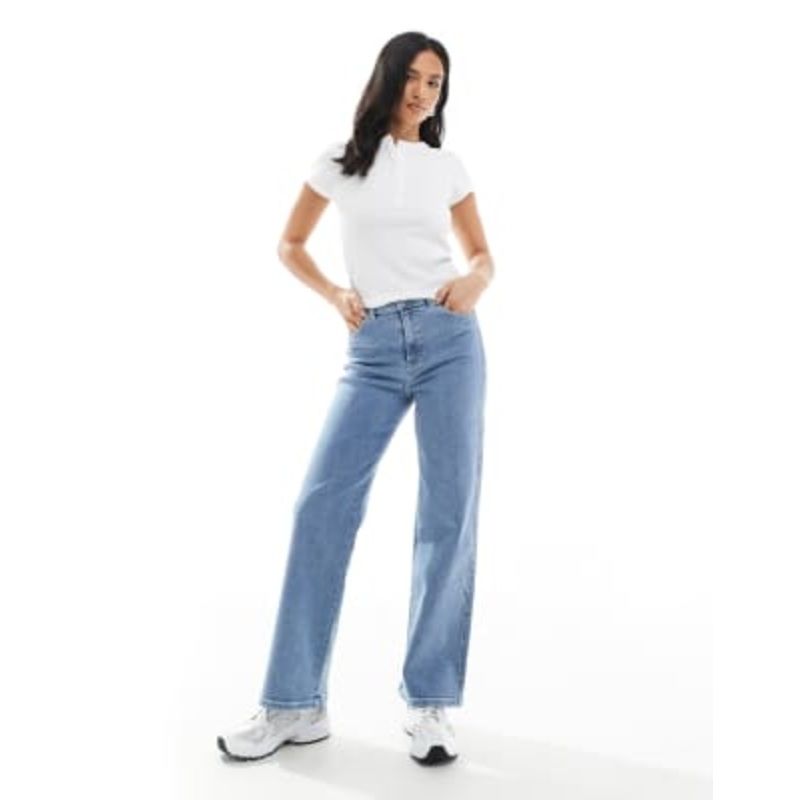 Dr Denim Petite Moxy straight leg jeans in cape light plain wash