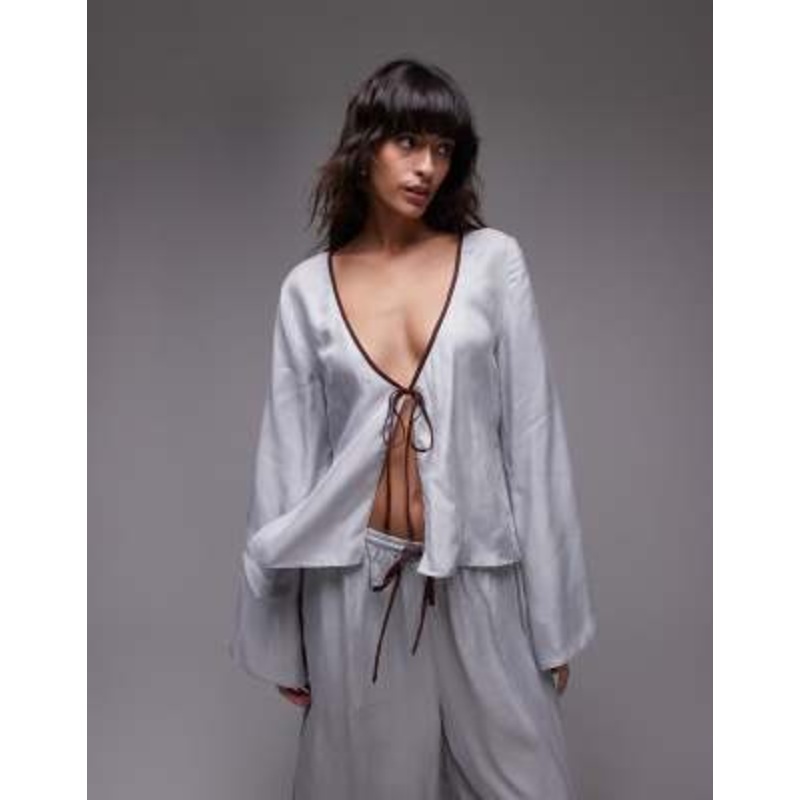 VRG GRL moonscapes top in powder blue