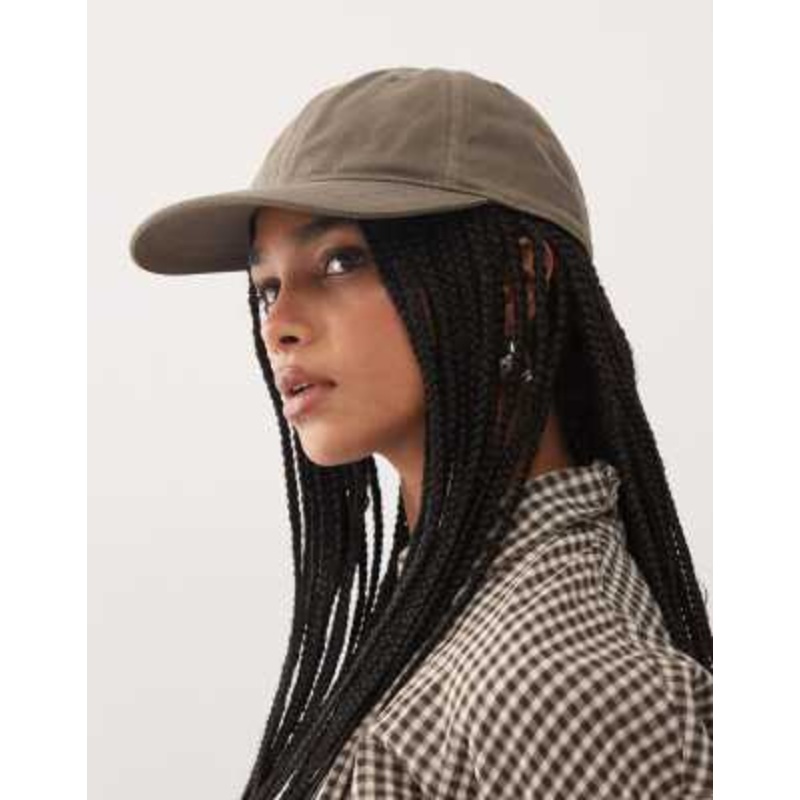 Weekday cap in washed khaki