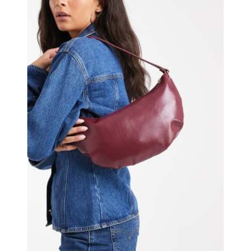 Glamorous crescent shoulder bag in burgundy