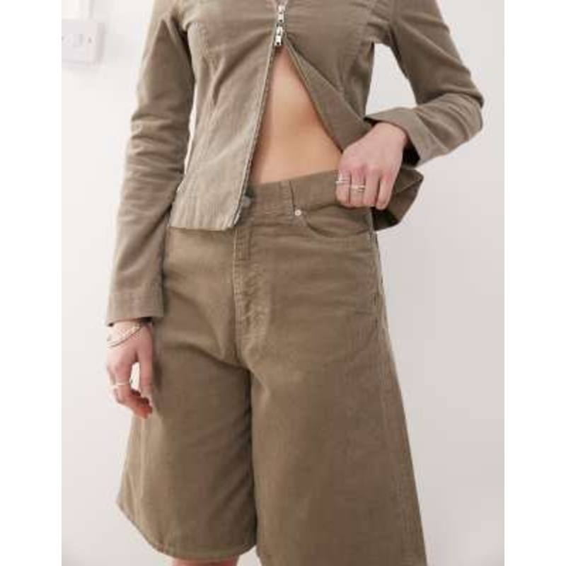 Weekday Astro baggy fit corduroy shorts in brown – part of a set