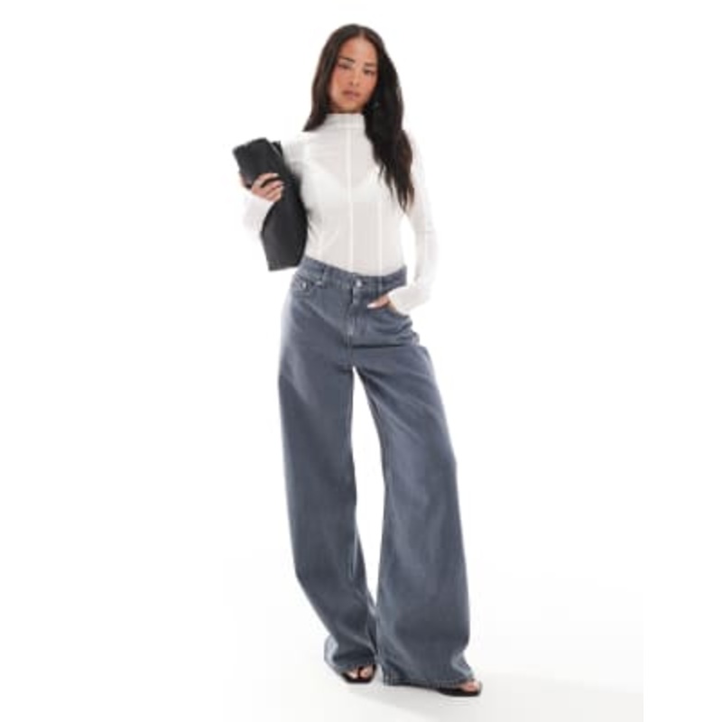 & Other Stories Gio mid waist relaxed wide leg jeans in washed gray