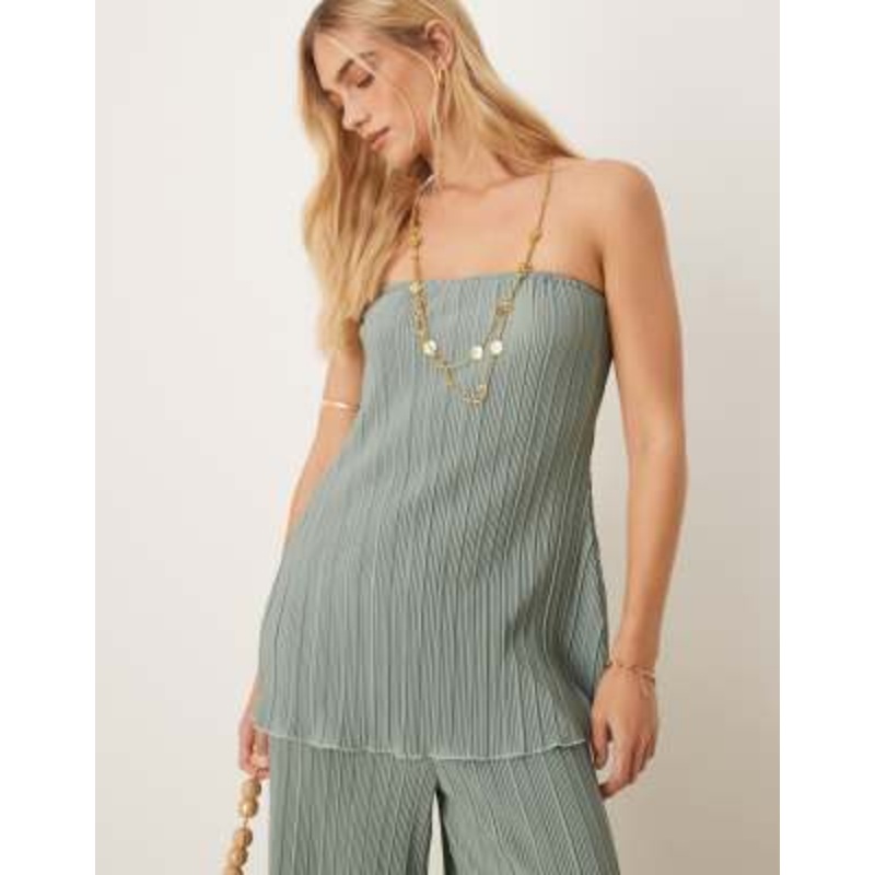 YAS plisse bandeau with rolled hem detail in soft green – part of a set