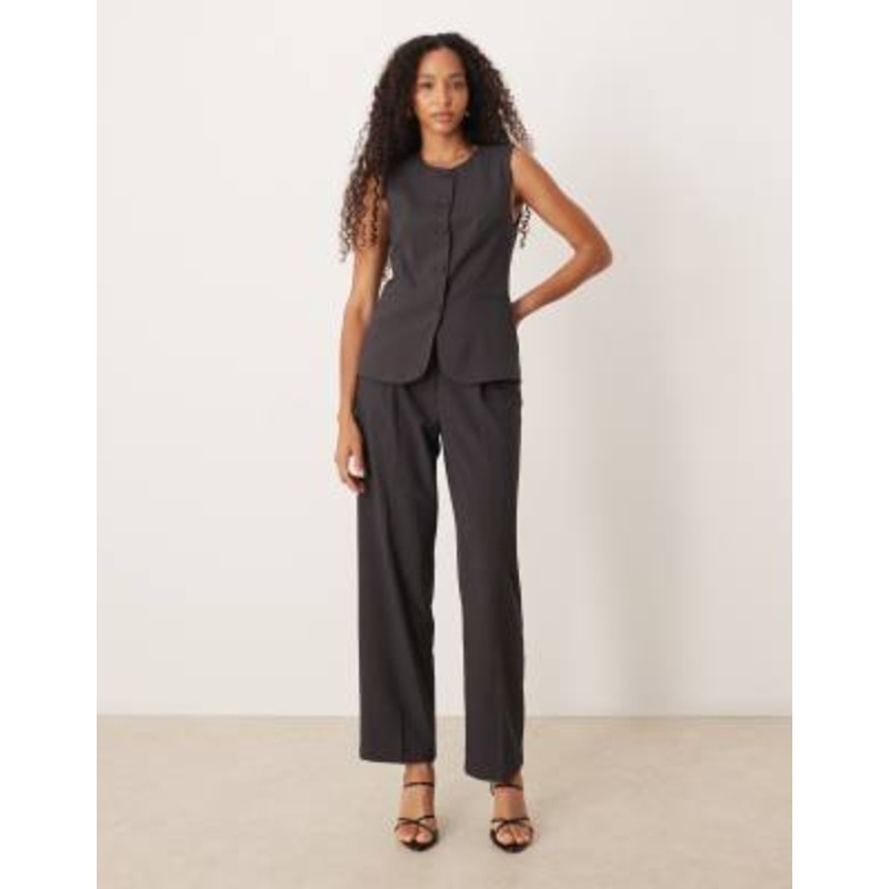 Vila tailored vest and high waisted pants set in dark heather gray