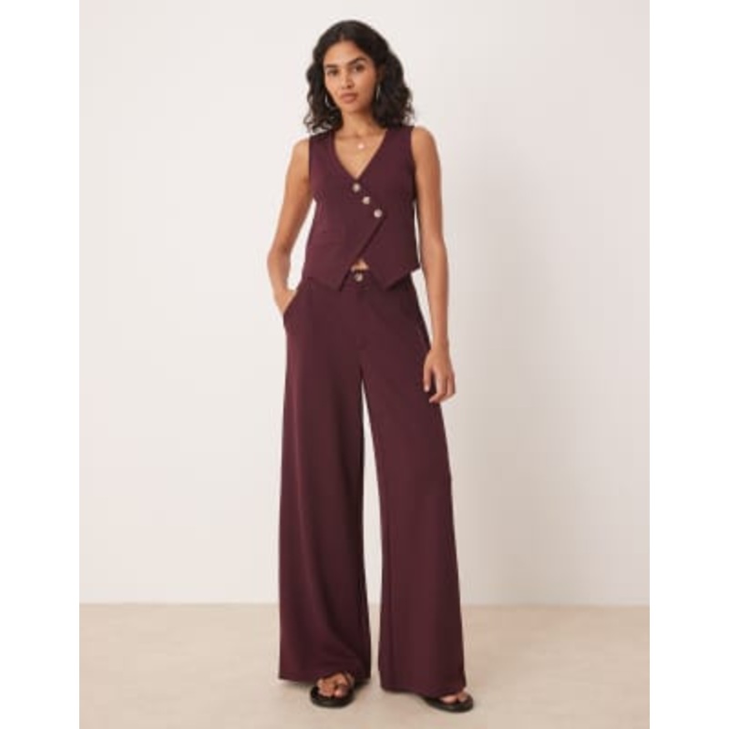 DESIGN vest top and pants set in burgundy