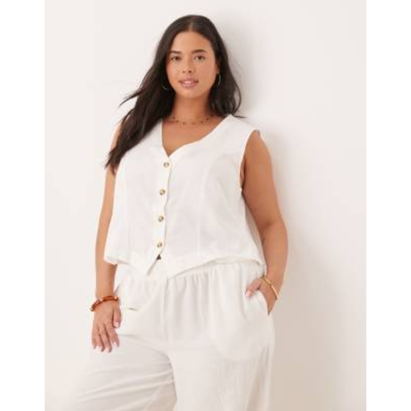 Vila Curve linen touch cropped tailored vest in white – part of a set