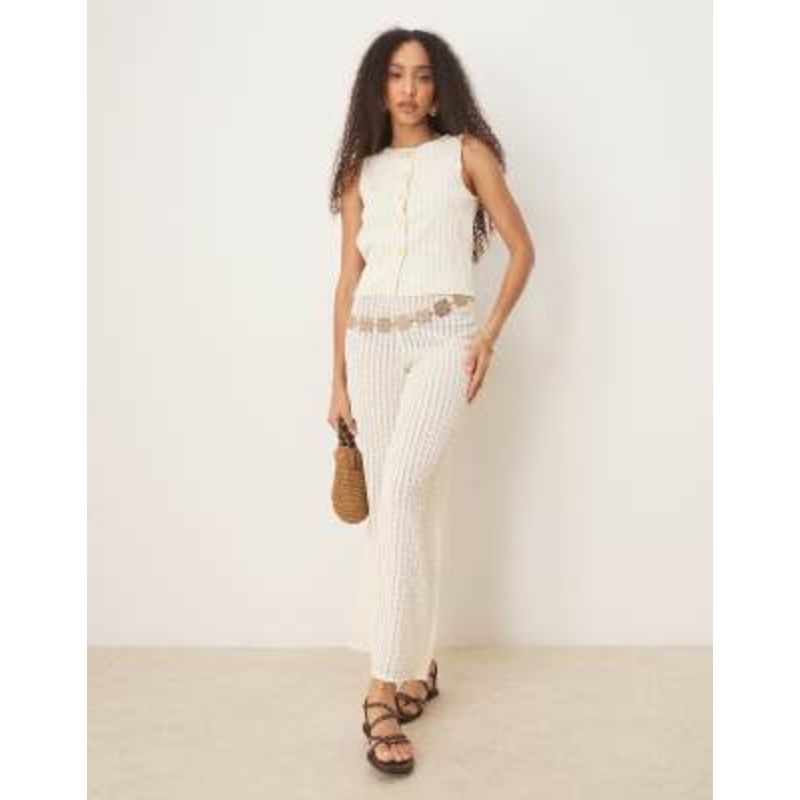 DESIGN textured vest top set in cream