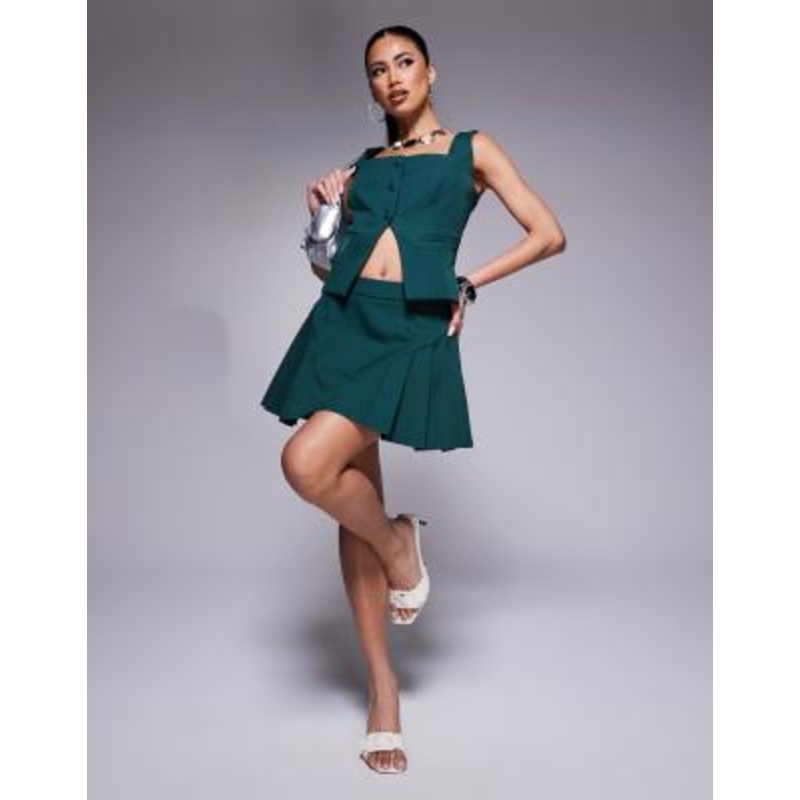 Kaiia exclusive square neck split front vest & pleated mini skirt set in dark green