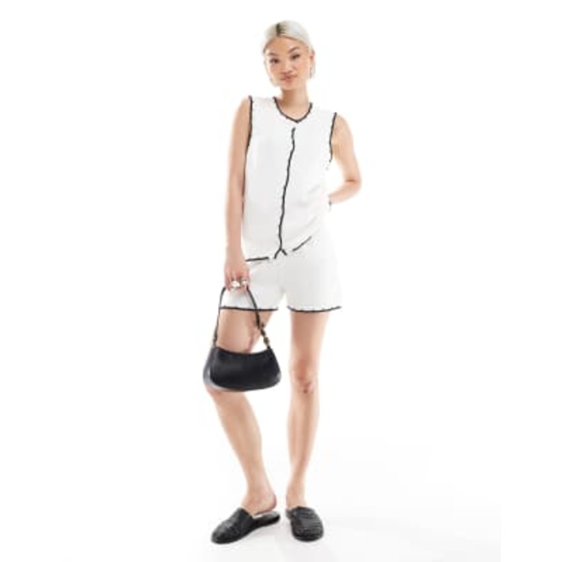 Vero Moda knitted constrast scallop edge stitch vest and shorts set in white