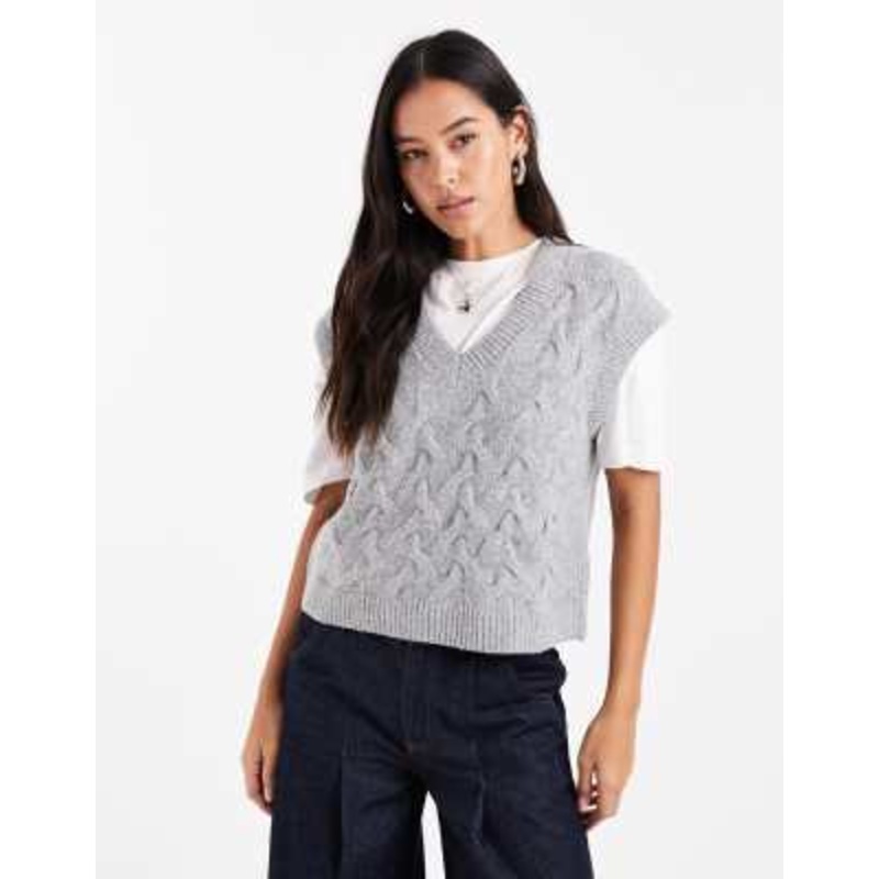 Vero Moda textured knit v-neck vest in gray