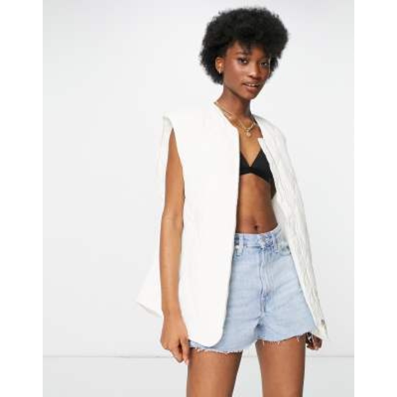 Monki Hanna quilted vest in ecru – BEIGE