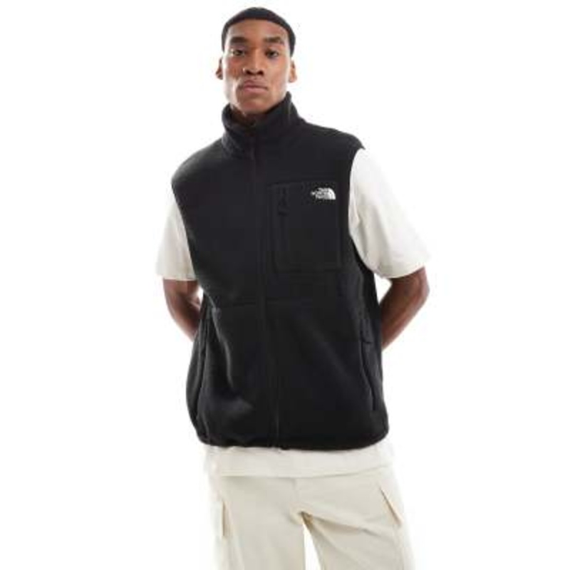 The North Face Yumiori Vest in black